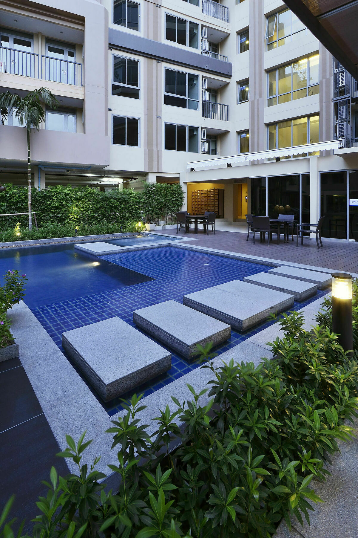 Appartamento Siamese Nanglinchee Bangkok Esterno foto